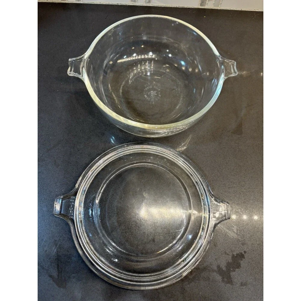 Pyrex Casserole Dish Clear 20 oz Round Glass 019 with 681-C-35 Lid